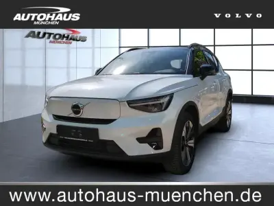 Second-hand Volvo XC40 Plus 185 kW (252 CP) 2023 Alb SUV