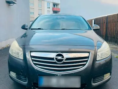Gebraucht Opel Insignia 160 PS (117 kW) 2010 Grau Limousine