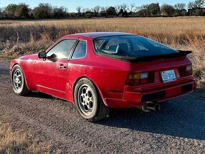 Rot Gebraucht 1987 Porsche 944 Turbo Coupé | 9.500 €