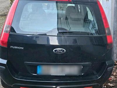 Schwarz Gebraucht 2004 Ford Fusion Kleinwagen | 2.500 €