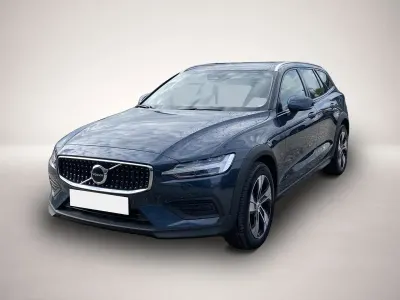 Gebraucht Volvo V60 CC Plus 197 PS (144 kW) 2023 Blau Kombi