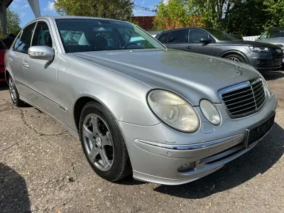 Brugt Mercedes E270 Avantgarde 177 HK (130 kW) 2005 Sølv Sedan