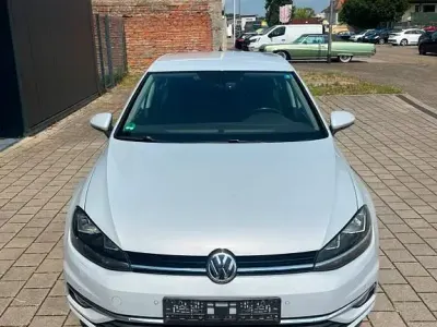 Gebraucht VW Golf VII Join 110 PS (80 kW) 2018 Silber Limousine