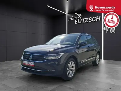 Gebraucht VW Tiguan Life 131 PS (96 kW) 2021 Uranograu SUV