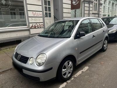 Gebraucht VW Polo Basis 64 PS (47 kW) 2003 Grau Kleinwagen