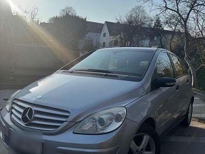 Gebraucht Mercedes B180 Edition 109 PS (80 kW) 2007 Silber Van / Kleinbus