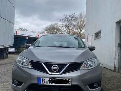 Gebraucht Nissan Pulsar N-Connecta 116 PS (85 kW) 2018 Grau Kleinwagen