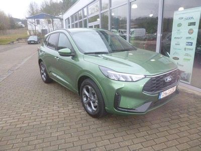 Gebraucht Ford Kuga ST-Line 185 PS (136 kW) 2025 Bursting green SUV