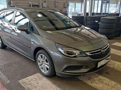 Gebraucht Opel Astra Edition 110 PS (80 kW) 2019 Grau Kombi