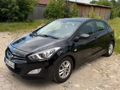 Gebraucht Hyundai i30 Classic 99 PS (72 kW) 2014 Schwarz Kombi