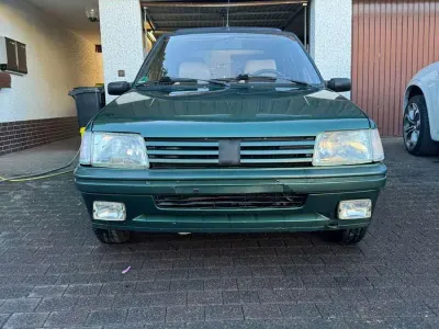 Gebraucht Peugeot 205 Roland Garros 94 PS (69 kW) 1990 Grün Kleinwagen