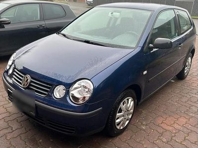 Blau Gebraucht 2002 VW Polo Kleinwagen | 2.199 €