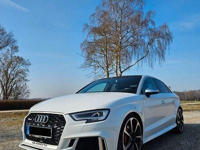 Gebraucht Audi RS3 Ambiente 400 PS (294 kW) 2018 Weiß Limousine