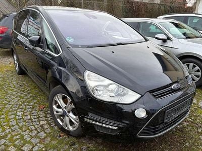 Gebraucht Ford S-MAX Titanium 163 PS (119 kW) 2015 Schwarz Van / Kleinbus