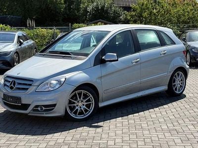Mercedes B200
