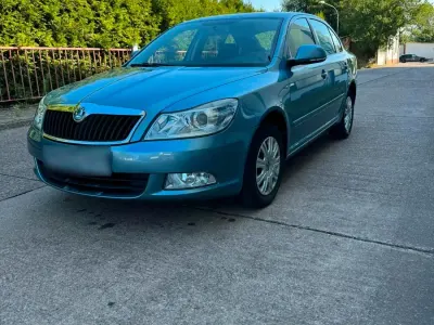Gebraucht Skoda Octavia 122 PS (89 kW) 2009 Blau Limousine
