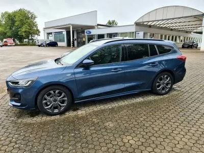 Blau Gebraucht 2023 Ford Focus ST-Line X Limousine | 23.990 € (Etwas zu teuer)