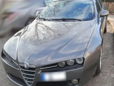 Gebraucht Alfa Romeo 159 170 PS (125 kW) 2009 Grau Kombi