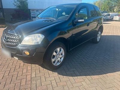 Gebraucht Mercedes ML280 190 PS (139 kW) 2007 Schwarz SUV