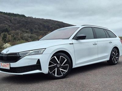 Gebraucht Skoda Octavia SportLine 150 PS (110 kW) 2025 Weiß Kombi