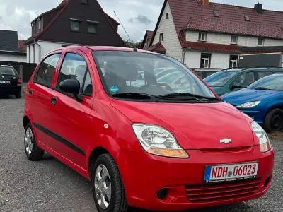 Gebraucht Chevrolet Matiz 52 PS (38 kW) 2010 Rot Kleinwagen
