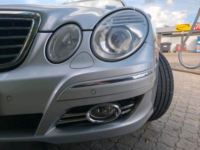 Mercedes E280