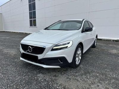 Gebraucht Volvo V40 CC 120 PS (88 kW) 2017 Weiß Kombi