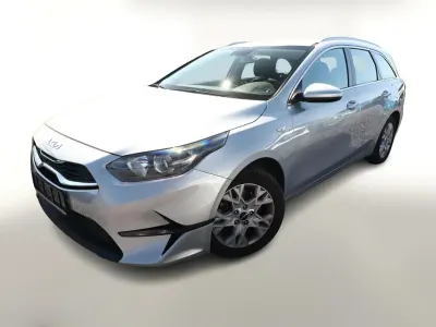Gebraucht Kia Ceed Sportswagon Vision 120 PS (88 kW) 2024 Lunarsilber metallic Kombi