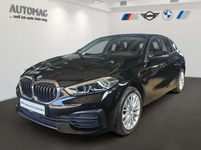 Gebraucht BMW 118 Advantage 140 PS (102 kW) 2022 Schwarz Limousine