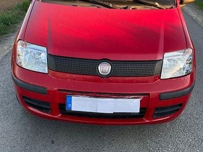 Second-hand Fiat Panda 69 CP (50 kW) 2012 Roșu Hatchback