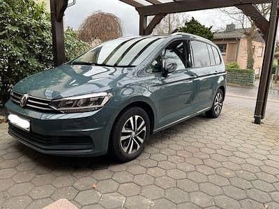 Gebraucht VW Touran IQ Drive 150 PS (110 kW) 2019 Blau Van / Kleinbus