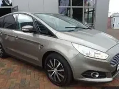Gebraucht Ford S-MAX Trend 150 PS (110 kW) 2016 Grau Van / Kleinbus