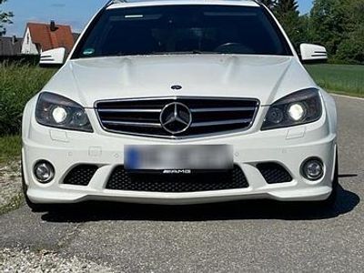 Mercedes C63 AMG