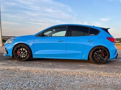 Gebraucht Ford Focus ST 280 PS (205 kW) 2021 Blau Limousine