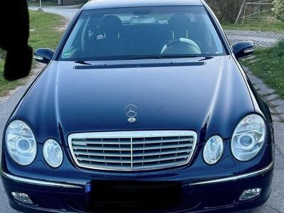 Mercedes E240