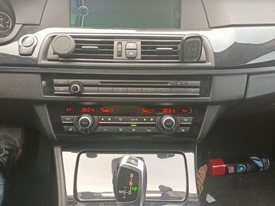 gebraucht BMW 520 520 d Kombi Automatik Head-Up-Display