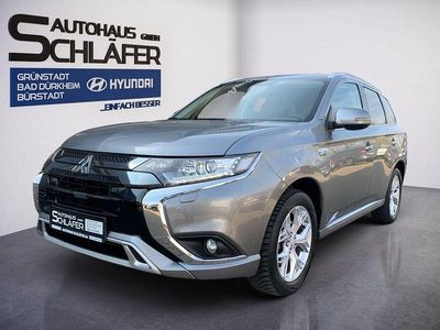 Gebraucht Mitsubishi Outlander P-HEV Basis 224 PS (164 kW) 2020 Platinumgrau (m) SUV
