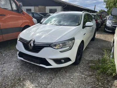 Gebraucht Renault Mégane GT Line GT-Line 110 PS (80 kW) 2017 Weiß Limousine