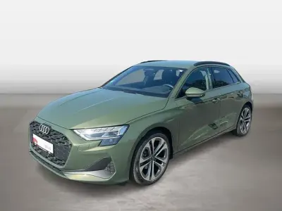 Gebraucht Audi A3 Comfort 150 PS (110 kW) 2025 Distriktgrün metallic Limousine