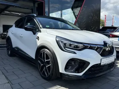 Gebraucht Mitsubishi L Edition 158 PS (116 kW) 2023 Schwarz Kleinwagen