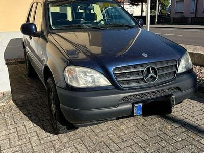 Mercedes ML320