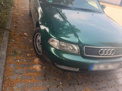 Gebraucht Audi A4 101 PS (74 kW) 1998 Grün Kombi