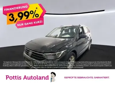 Gebraucht VW Tiguan Life 150 PS (110 kW) 2021 Uranograu SUV