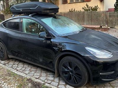 Gebraucht 2024 Tesla Model Y SUV | 44.995 € (Teuer)