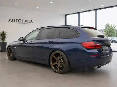 Gebraucht BMW 530 Performance 340 PS (250 kW) 2012 Blau Kombi