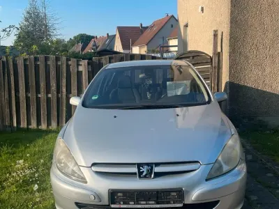 Gebraucht Peugeot 307 Quiksilver 109 PS (80 kW) 2005 Silber Kleinwagen