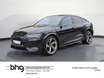 Gebraucht Audi e-tron Sport 369 kW (503 PS) 2022 Mythosschwarz metallic SUV