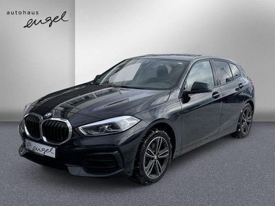 Saphirschwarz metallic Gebraucht 2024 BMW 116 Shadowline Kleinwagen | 20.979 € (Fairer Preis)