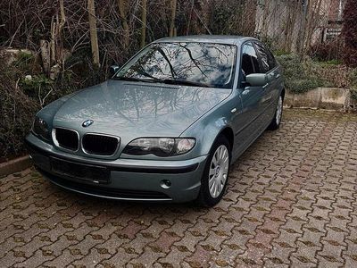 Second-hand BMW 318 143 CP (105 kW) 2004 Andere farben Berlinǎ