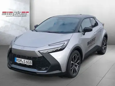 Gebraucht Toyota C-HR 140 PS (102 kW) 2025 Silver metallic / black SUV